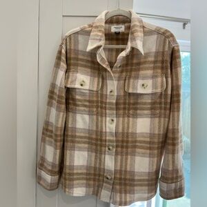 American eagle AE Fleece Plaid Shacket XS cream brand new without tag